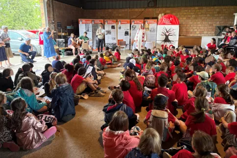 toute l'école lors de la célébration