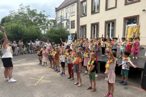 les maternelles sur scène